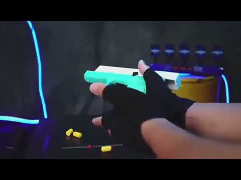 Children's mechanical automatic shell-ejecting Glock soft bullet gun, toy gun for boys that can fire, handgun model