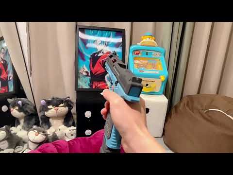 G17 shell-ejecting automatic Glock G17 toy gun with linkage return mechanism, soft bullet gun capable of firing, suitable for boys to play PUBG, pistol model